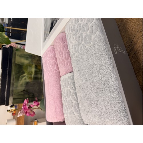 KISMİ KADİFE HAMAM TAKIMI BADEM DESEN %100 PAMUK 50-90 2 ADET+90-150 2 ADET 2